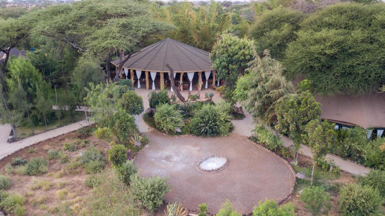 Kibo Safari Camp Vila Amboseli Exterior foto