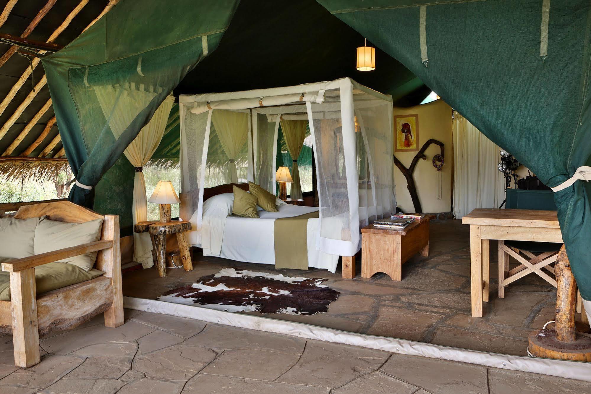 Kibo Safari Camp Vila Amboseli Exterior foto