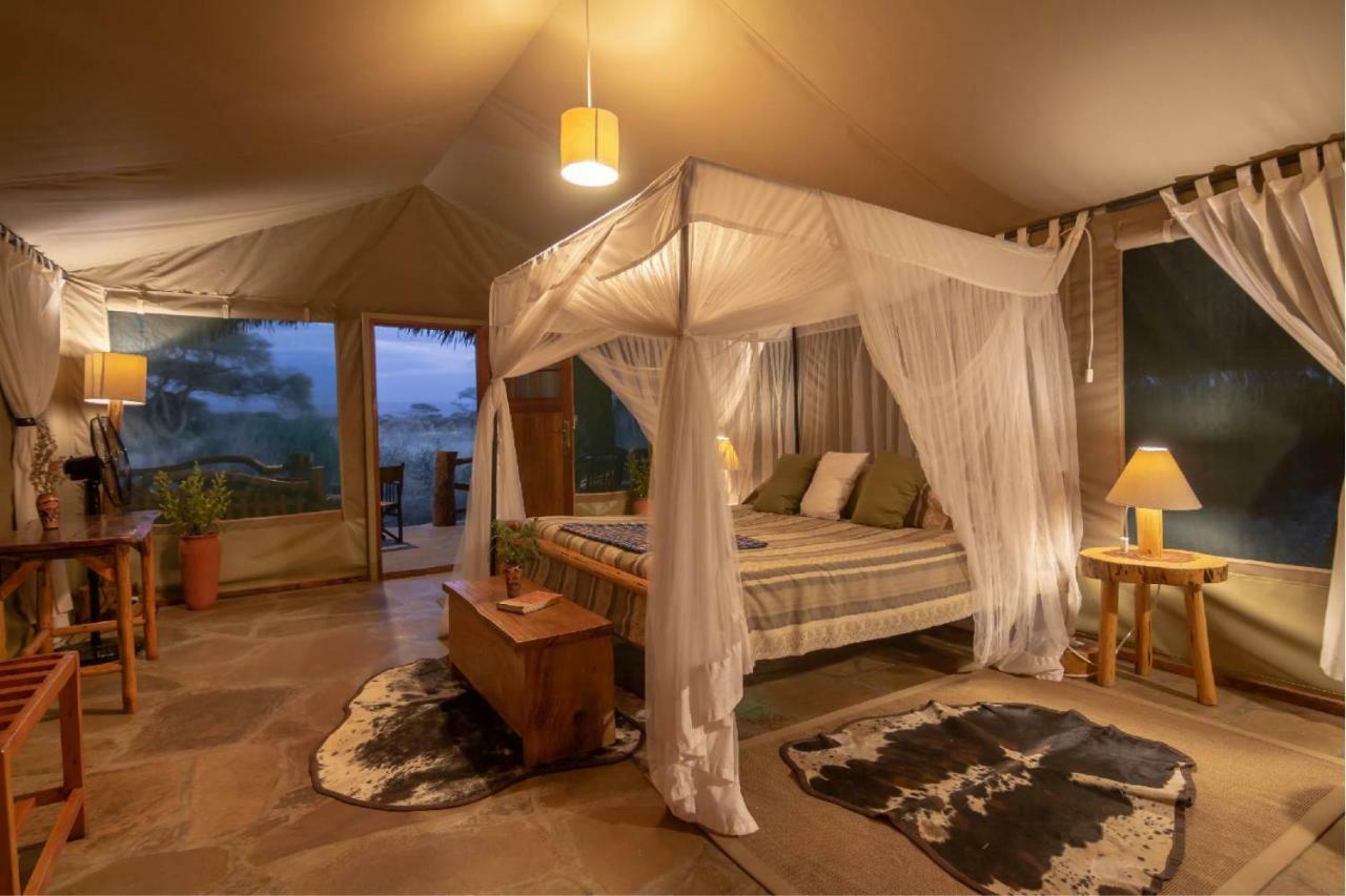 Kibo Safari Camp Vila Amboseli Exterior foto