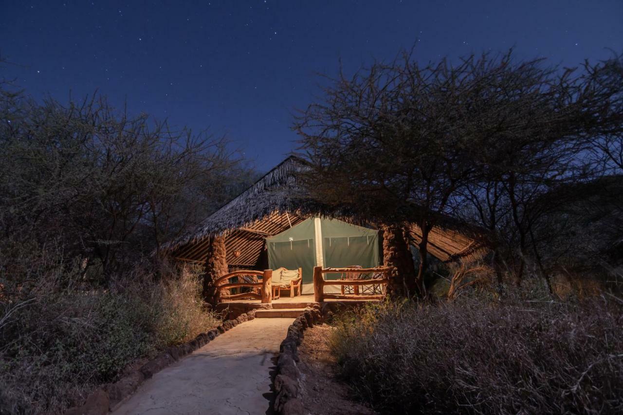 Kibo Safari Camp Vila Amboseli Exterior foto